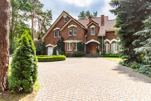 Best Local Driveway Pavers  in Phillipsburg, KS