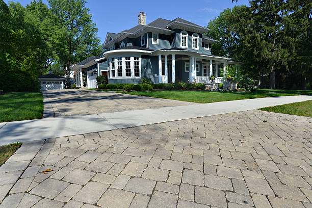 Best Driveway Pavers Installation  in Phillipsburg, KS